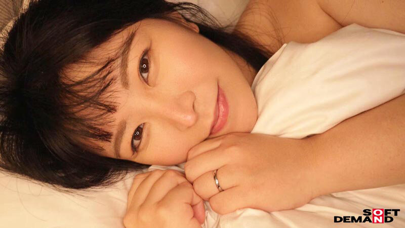 【人妻の誘惑】Icupの胸いっぱいに詰まった元介護士の秘めた性欲 杉山杏奈 32歳 最終章 夫婦合意のセックスレスで溜まりきった豊満な肉体解放ドキュメント 先月に続いて、横浜の友達に会うと始発の新幹線で上京した撮影懇願妻1sdnm00466